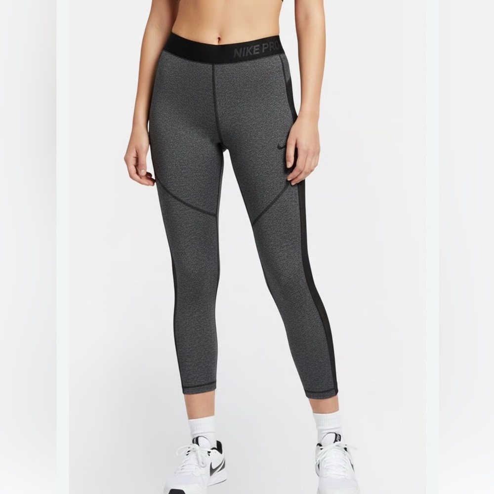 Nike Spodnie W Np Hprel Capri size Medium